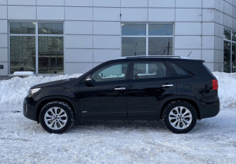 Подержанный автомобиль Kia Sorento 2019 года (4 фото)