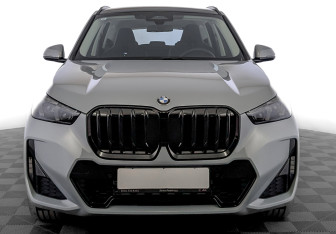 Новый BMW X1 2025 (5 фото)