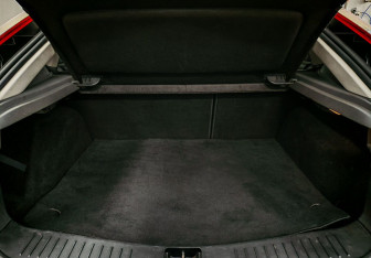 Подержанный автомобиль Ford Focus Hatchback 2010 года (16 фото)