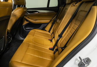 Подержанный автомобиль BMW X3 2019 года (17 фото)