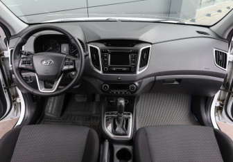 Подержанный автомобиль Hyundai Creta 2016 года (14 фото)