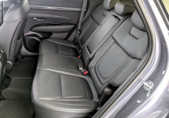 Подержанный автомобиль Hyundai Tucson 2024 года (12 фото)