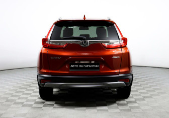 Подержанный автомобиль Honda CR-V 2019 года (6 фото)