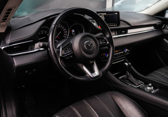 Подержанный автомобиль Mazda 6 Sedan 2020 года (16 фото)