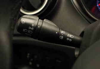 Подержанный автомобиль Renault Kaptur 2017 года (10 фото)