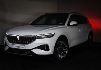 Подержанный автомобиль Voyah Free 2022 года (30 фото)