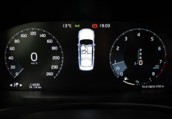 Подержанный автомобиль Volvo S90 2019 года (13 фото)