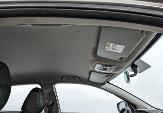 Подержанный автомобиль Geely Coolray 2022 года (22 фото)