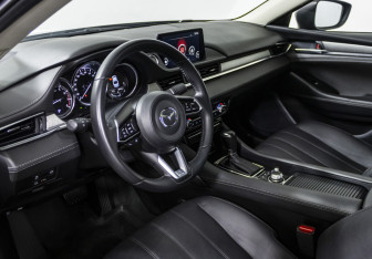 Подержанный автомобиль Mazda 6 Sedan 2023 года (10 фото)