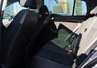 Подержанный автомобиль Volkswagen Golf Plus 2010 года (8 фото)