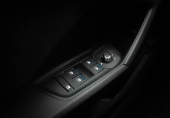 Подержанный автомобиль Audi A3 Hatchback 2021 года (14 фото)