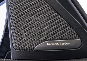 Подержанный автомобиль BMW X6 2021 года (27 фото)