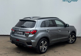 Подержанный автомобиль Mitsubishi ASX 2021 года (8 фото)