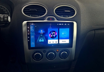 Подержанный автомобиль Ford Focus Sedan 2005 года (14 фото)