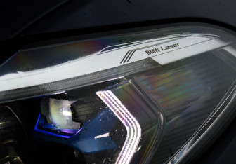 Подержанный автомобиль BMW X5 2021 года (33 фото)