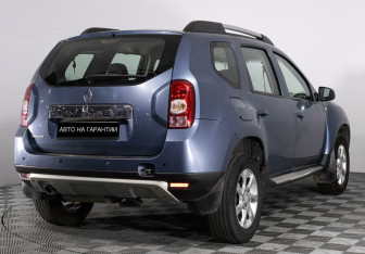 Подержанный автомобиль Renault Duster 2014 года (3 фото)