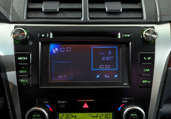 Подержанный автомобиль Toyota Camry Sedan 2014 года (24 фото)