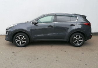 Подержанный автомобиль Kia Sportage 2021 года (8 фото)