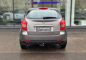 Подержанный автомобиль SsangYong Actyon 2012 года (7 фото)