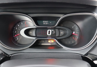 Подержанный автомобиль Renault Kaptur 2020 года (18 фото)