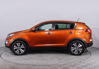 Подержанный автомобиль Kia Sportage 2013 года (3 фото)