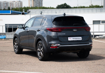 Подержанный автомобиль Kia Sportage 2020 года (6 фото)