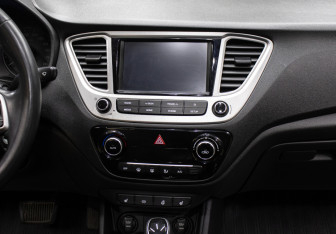 Подержанный автомобиль Hyundai Solaris Sedan 2019 года (15 фото)