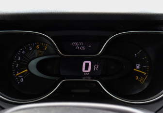 Подержанный автомобиль Renault Kaptur 2016 года (9 фото)
