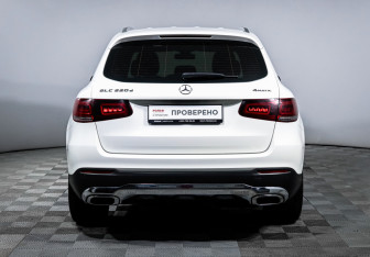 Подержанный автомобиль Mercedes-Benz GLC Coupe 2020 года (6 фото)