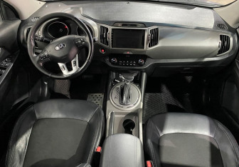 Подержанный автомобиль Kia Sportage 2014 года (9 фото)