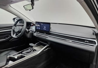 Подержанный автомобиль Geely Emgrand 2024 года (13 фото)