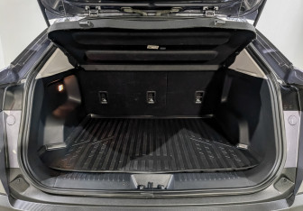 Подержанный автомобиль Omoda C5 2023 года (10 фото)