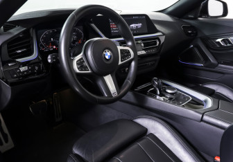 Подержанный автомобиль BMW Z4 Roadster 2020 года (12 фото)
