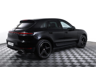 Подержанный автомобиль Porsche Macan 2020 года (5 фото)