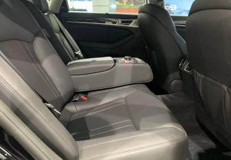 Подержанный автомобиль Genesis G80 2020 года (14 фото)