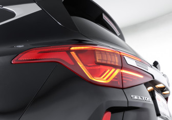 Подержанный автомобиль Kia Seltos 2020 года (21 фото)