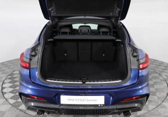 Подержанный автомобиль BMW X4 2021 года (9 фото)