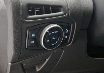 Подержанный автомобиль Ford Focus Hatchback 2018 года (25 фото)