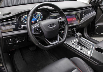 Подержанный автомобиль Omoda S5 2023 года (16 фото)