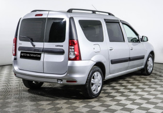 Подержанный автомобиль LADA (ВАЗ) Largus Wagon 2015 года (3 фото)