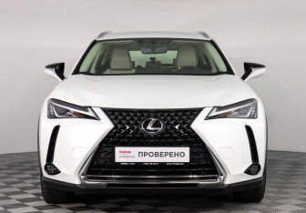 Подержанный автомобиль Lexus UX 2021 года (2 фото)