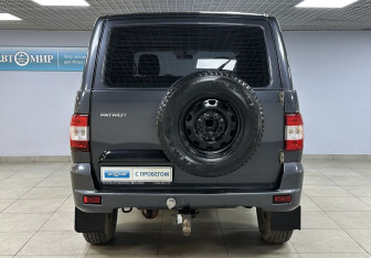 Подержанный автомобиль УАЗ Patriot 2023 года (6 фото)