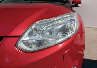 Подержанный автомобиль Ford Focus Hatchback 2012 года (11 фото)