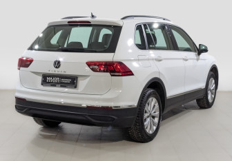 Подержанный автомобиль Volkswagen Tiguan 2021 года (5 фото)