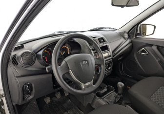 Подержанный автомобиль LADA (ВАЗ) Granta Sedan 2022 года (16 фото)