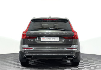 Подержанный автомобиль Volvo XC60 2019 года (6 фото)