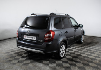 Подержанный автомобиль LADA (ВАЗ) Kalina Wagon 2017 года (5 фото)