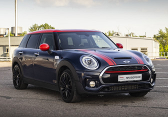 Подержанный автомобиль MINI Clubman Wagon 2017 года (4 фото)