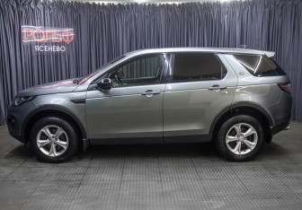 Подержанный автомобиль Land Rover Discovery Sport 2018 года (8 фото)