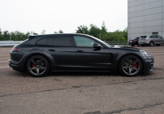 Подержанный автомобиль Porsche Panamera Wagon 2017 года (4 фото)